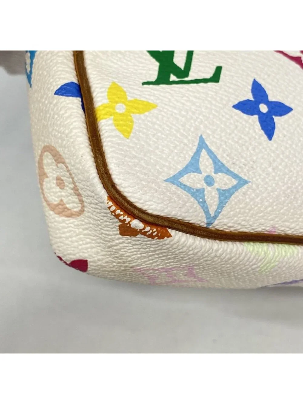 Louis Vuitton Pouch Monogram Multicolor Pochette Accessoires Blanc